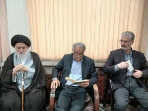 سیزدهمین جلسه هزاره دوم جمعیت وفاداران انقلاب اسلامی در تاریخ.  ۱۴۰۴/۰۲/۱۵ با حضور اعضای جمعیت برگزار شد .